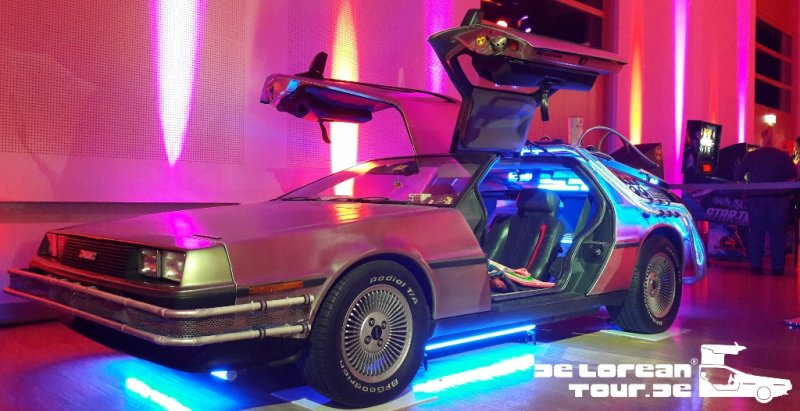 Delorean mit Zeitmaschinen- Heckaufbau & Innenumbauten (0)